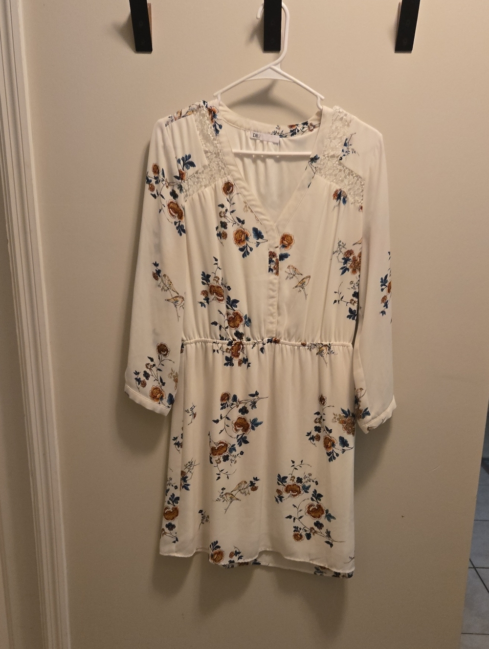 DR2 Cream Floral Trim Blouse